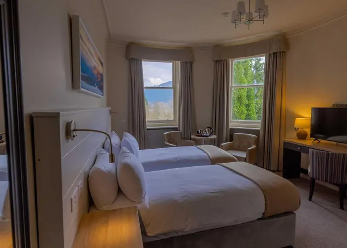 The Tarbet Hotel